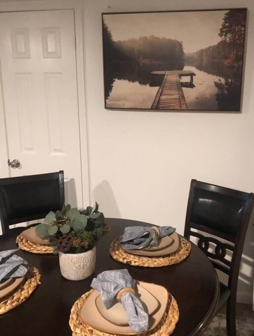 Cozy Getaway At Lake O' The Pines Ore City Екстериор снимка